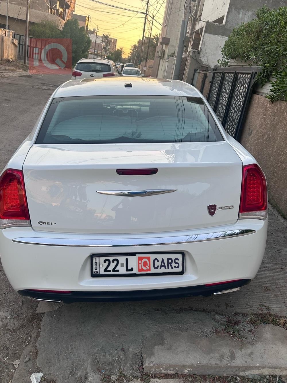 كرايسلر 300